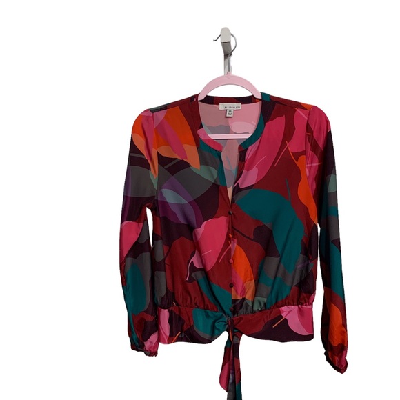 ALLISON JOY RED GRAPHIC PRINT LONG SLEEVE FRONT BUTTON CLOSURE CLASSIC BLOUSE - Picture 2 of 15